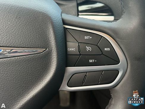 Certified 2023 Chrysler 300 Touring w/ Sport Appearance Package image 16