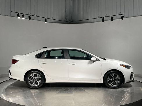 Used 2020 Kia Forte LXS image 10