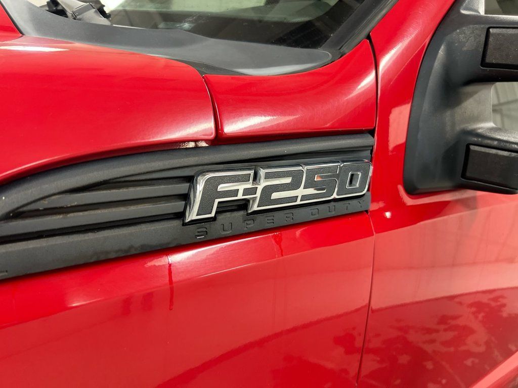 Used 2014 Ford F250 XL w/ Power Equipment Group AWD/4WD image 22