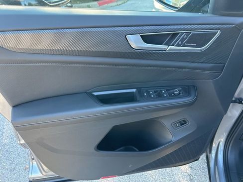 New 2026 Volkswagen Atlas Cross Sport SEL Premium R-Line image 11