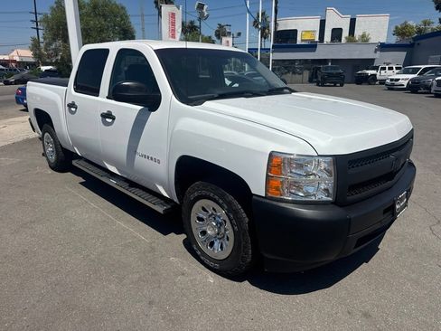 Used 2011 Chevrolet Silverado 1500 W/T RWD image 1