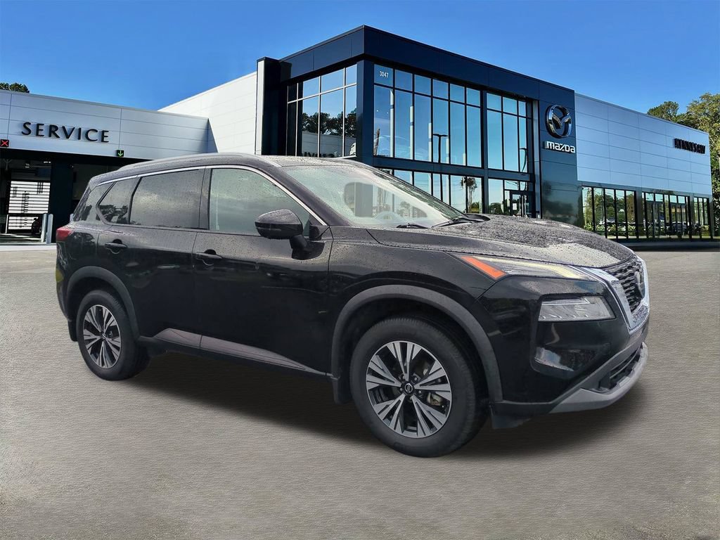 Used 2021 Nissan Rogue SV w/ Premium Package FWD image 2
