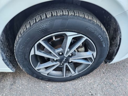 Used 2023 Kia Forte LXS w/ LXS Technology Package image 17