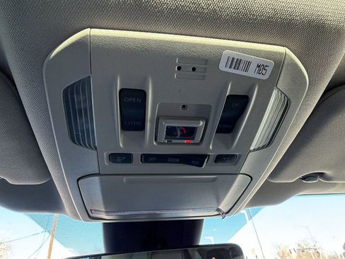 Used 2023 Toyota Highlander XLE image 38