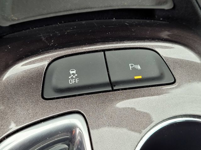 Used 2021 Chevrolet Malibu LS FWD image 13