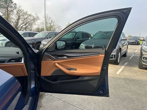 Certified 2022 BMW 530i 530i w/ Premium Package image 28