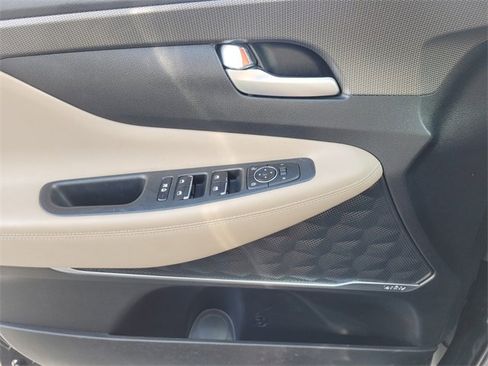 Used 2019 Hyundai Santa Fe Limited image 25