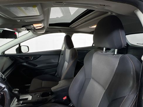 Used 2023 Subaru Crosstrek 2.0i Premium image 21