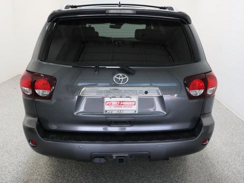 Used 2019 Toyota Sequoia Platinum image 7