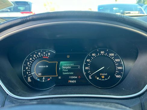 Used 2017 Lincoln MKX Reserve image 18