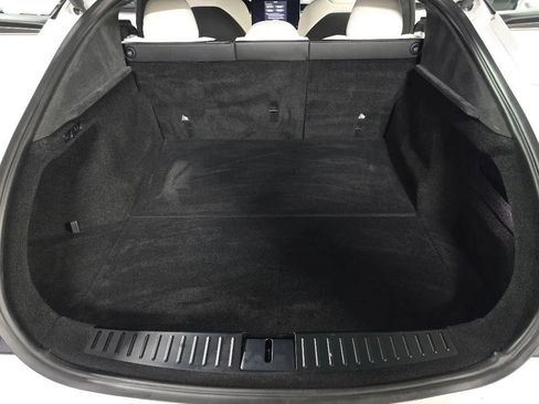 Used 2022 Tesla Model S Plaid image 11