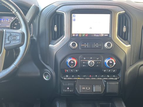 Used 2023 GMC Sierra 2500 Denali w/ Denali Ultimate Package image 30