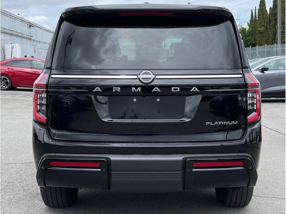 Used 2025 Nissan Armada Platinum AWD/4WD image 4