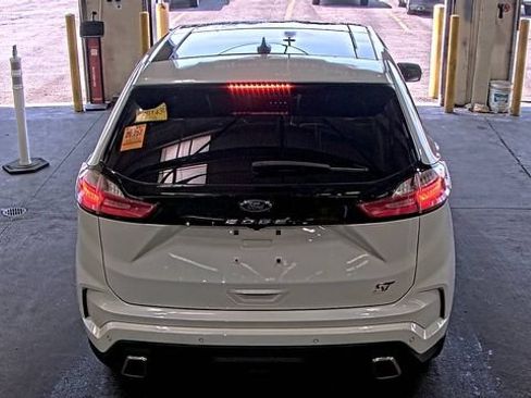 Used 2022 Ford Edge ST w/ Equipment Group 401A AWD/4WD image 5