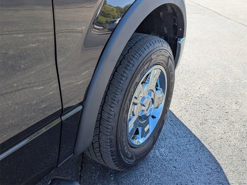 Used 2014 Ford F150 XLT w/ Equipment Group 301A Mid image 23