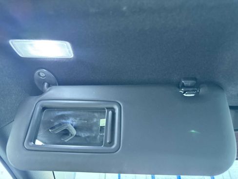 Used 2025 Toyota Corolla SE w/ SE Premium Package image 32