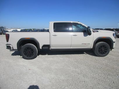 New 2026 GMC Sierra 2500 AT4 w/ AT4 Premium Plus Package