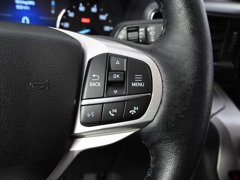 Used 2023 Ford Explorer XLT w/ Equipment Group 202A AWD/4WD image 35