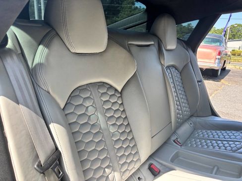 Used 2017 Audi RS 7 Prestige image 27