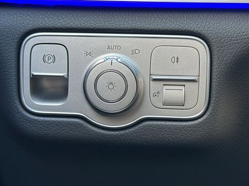Used 2025 Mercedes-Benz GLE 350 4MATIC image 16