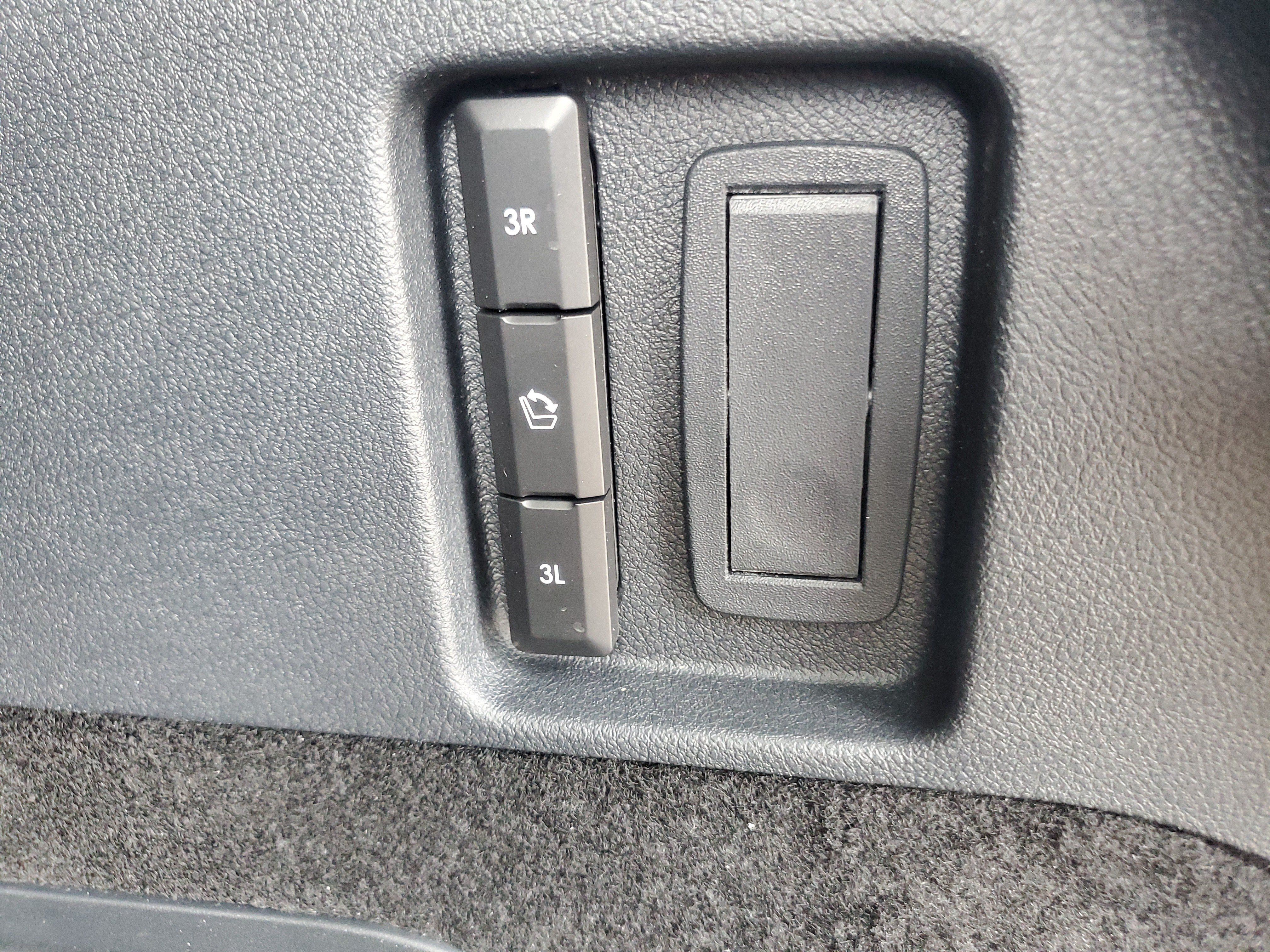 New 2027 Lincoln Aviator Reserve w/ Jet Appearance Package AWD/4WD image 28
