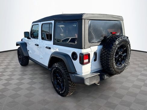 Used 2022 Jeep Wrangler Unlimited Willys image 8