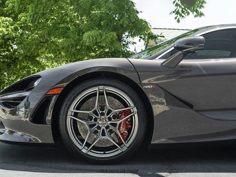 Used 2018 McLaren 720S Luxury RWD image 4