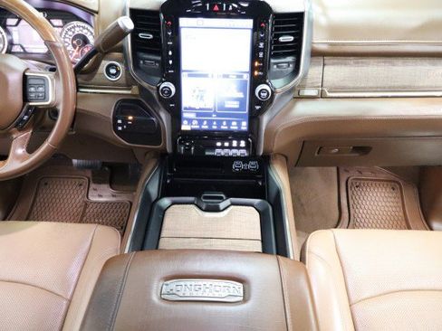 Used 2022 RAM 3500 Limited AWD/4WD image 7