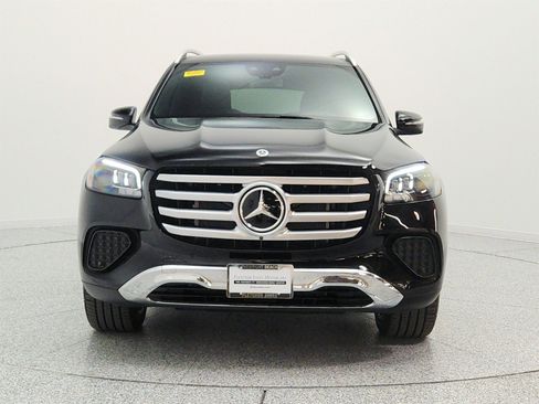Certified 2026 Mercedes-Benz GLS 450 4MATIC image 2