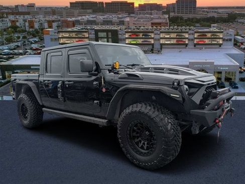 Used 2022 Jeep Gladiator Sport AWD/4WD image 1