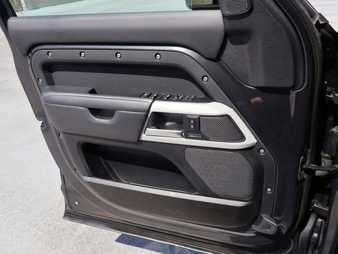 Used 2024 Land Rover Defender 110 S AWD/4WD image 35