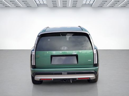 New 2026 Hyundai Ioniq 9 SEL image 5