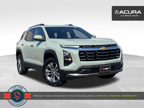 Used 2025 Chevrolet Equinox LT w/ Convenience Package II AWD/4WD image 1