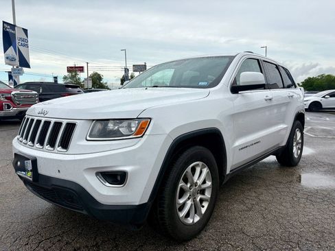 Used 2015 Jeep Grand Cherokee Laredo w/ Quick Order Package 23E RWD image 9