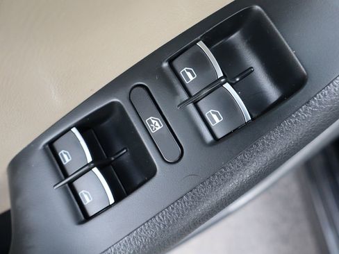 Used 2012 Volkswagen Jetta SEL image 27