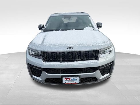 New 2026 Jeep Grand Cherokee Limited AWD/4WD image 9