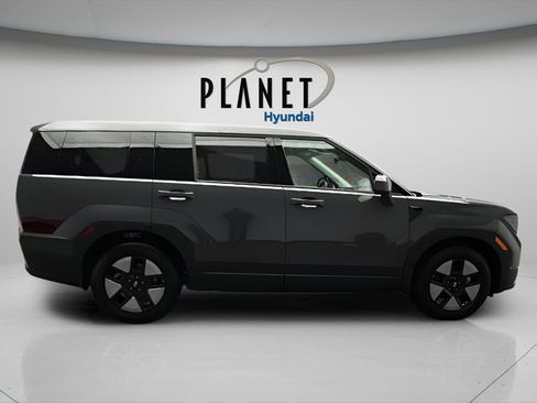 New 2026 Hyundai Santa Fe SE image 5
