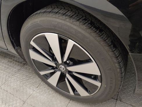Used 2022 Nissan Altima 2.5 SV FWD image 31