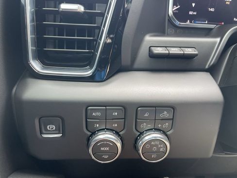 New 2026 GMC Sierra 1500 Denali AWD/4WD image 18