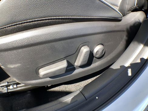 Used 2022 Kia Forte GT-Line w/ GT-Line Premium Package image 31