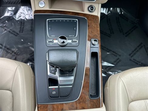 Used 2018 Audi Q5 2.0T Premium Plus image 16