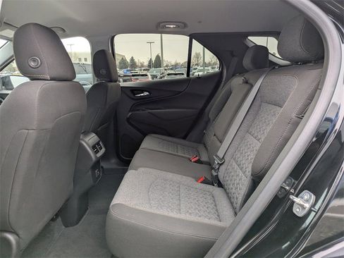 Used 2023 Chevrolet Equinox LT w/ Driver Convenience Package image 28