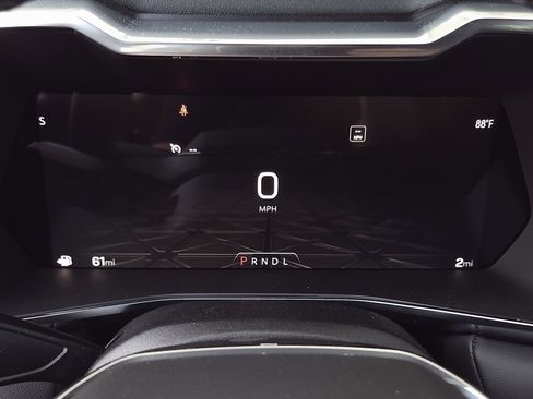 New 2025 GMC Canyon Elevation w/ Convenience Package image 21