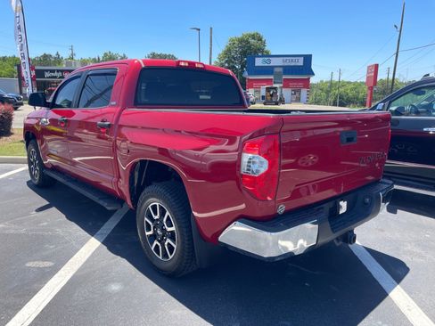 Used 2017 Toyota Tundra SR5 w/ SR5 Upgrade Package RWD image 13