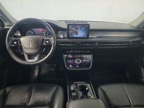 Used 2021 Lincoln Corsair AWD w/ Premium Package image 24