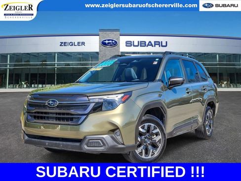 Certified 2025 Subaru Forester Premium AWD/4WD image 1