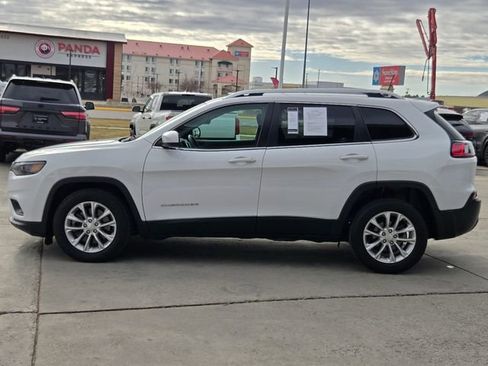 Used 2019 Jeep Cherokee Latitude w/ Popular Appearance Group FWD image 35