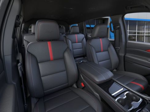 New 2026 Chevrolet Traverse RS FWD image 16