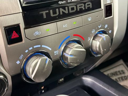 Used 2019 Toyota Tundra SR5 AWD/4WD image 15