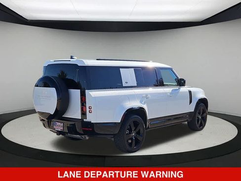 Used 2024 Land Rover Defender 130 X-Dynamic SE AWD/4WD image 6